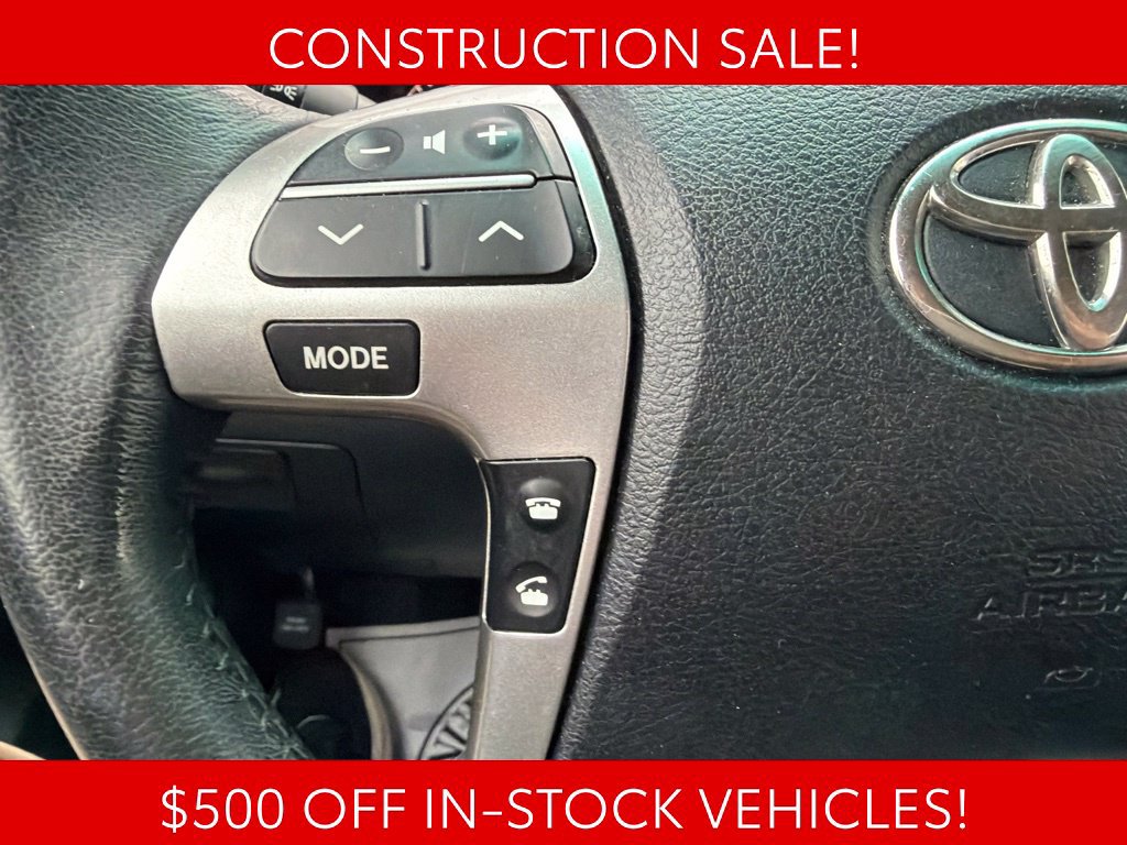 Used 2012 Toyota Highlander Limited w/ Tow Pkg AWD/4WD image 14