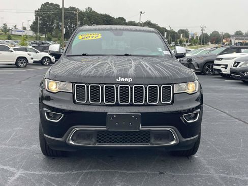 Used 2017 Jeep Grand Cherokee Limited AWD/4WD image 2