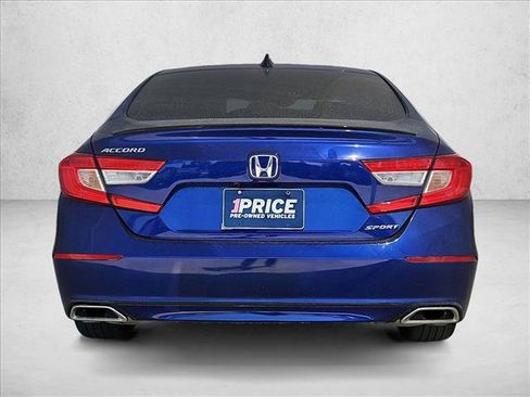 Used 2022 Honda Accord Sport image 6
