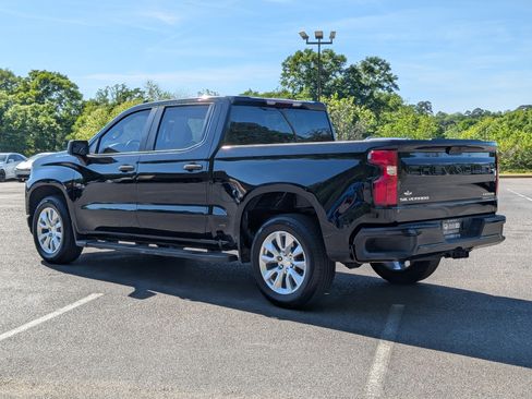 Used 2022 Chevrolet Silverado 1500 Custom image 7
