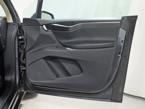 Used 2016 Tesla Model X Performance image 35