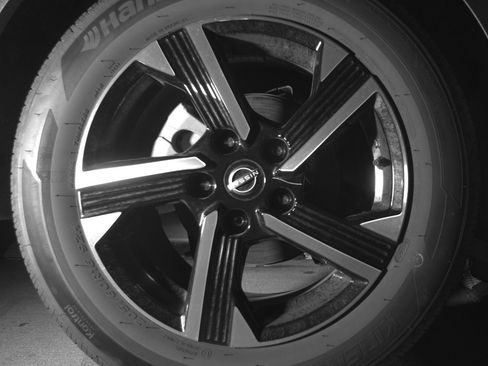 Used 2025 Nissan Sentra SV image 15