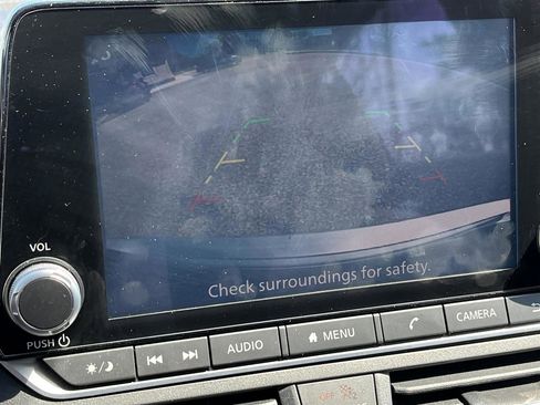 Used 2024 Nissan Altima 2.5 SV image 25