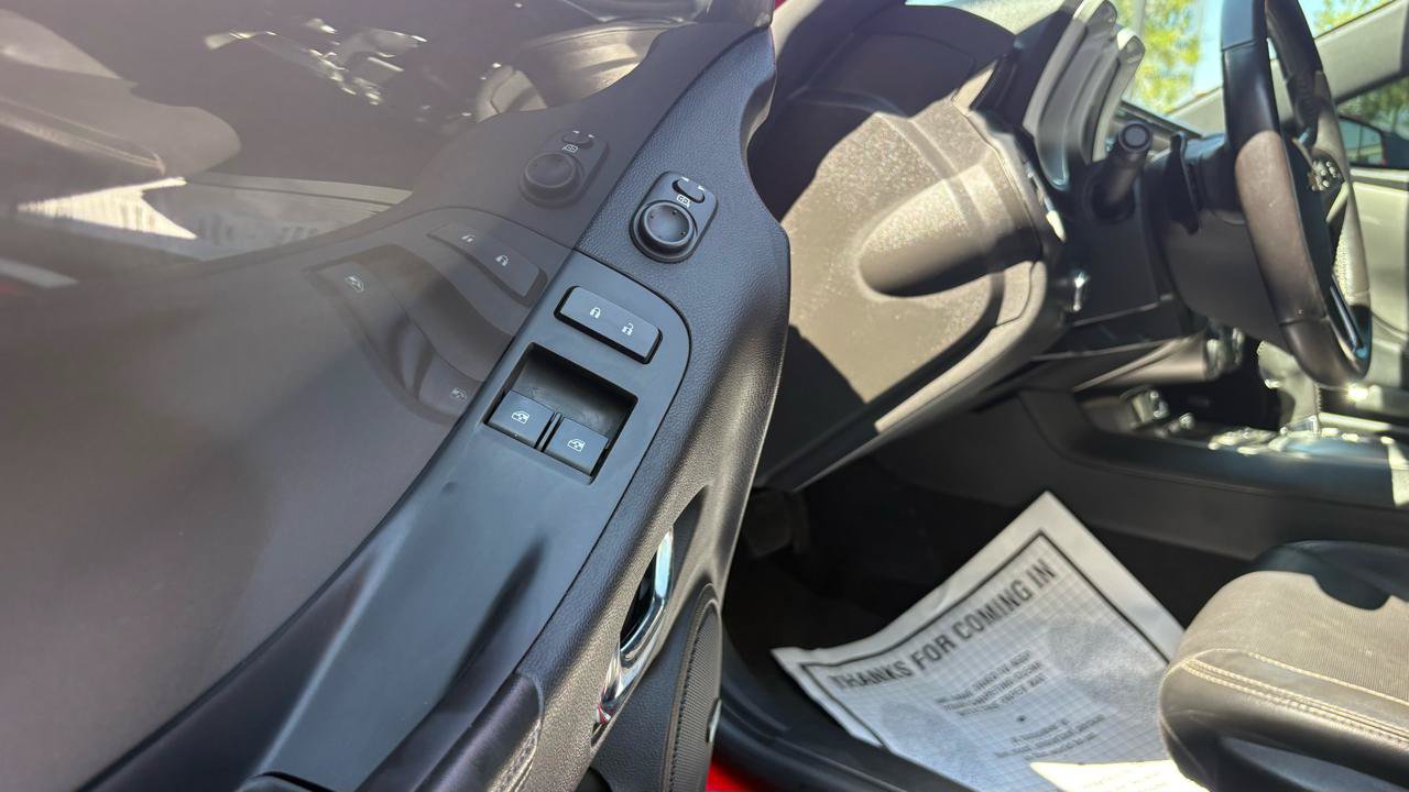 Used 2015 Chevrolet Camaro SS RWD image 16