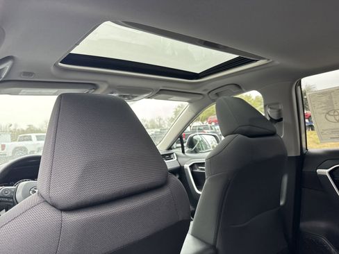 New 2025 Toyota RAV4 XLE w/ Convenience Package FWD image 27