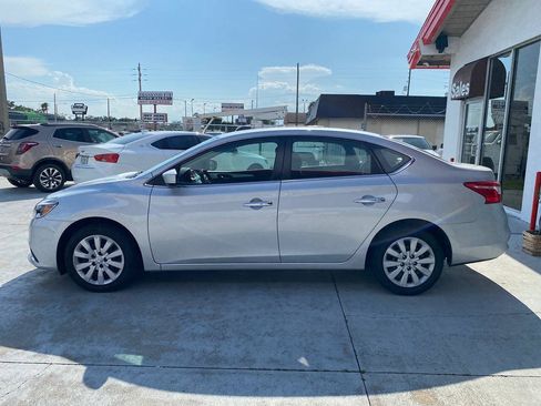 Used 2019 Nissan Sentra S FWD image 17