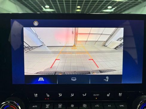 Used 2023 Chevrolet Colorado Z71 w/ Z71 Convenience Package 2 image 21