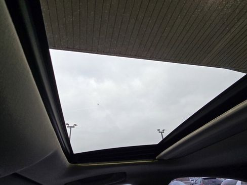 Used 2011 Lexus ES 350 image 25