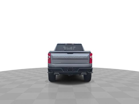 Used 2020 Chevrolet Silverado 1500 LT Trail Boss AWD/4WD image 7