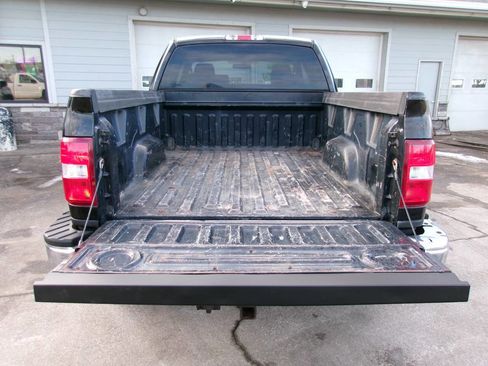 Used 2006 Ford F150 XLT image 4