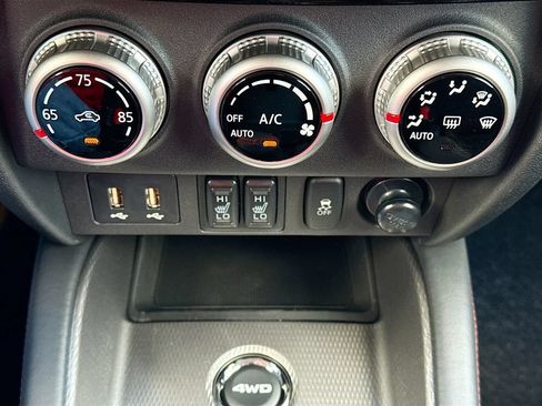 Used 2025 Mitsubishi Outlander Sport LE AWD/4WD image 16