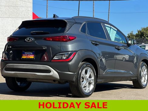 Used 2022 Hyundai Kona SEL w/ Convenience Package image 4