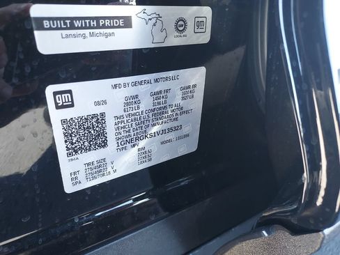 New 2027 Chevrolet Traverse LT w/ LPO, Floor Liner Package FWD image 25