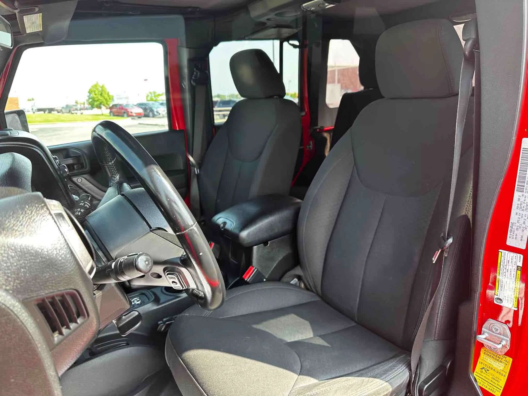 Used 2017 Jeep Wrangler Unlimited Sport AWD/4WD image 29