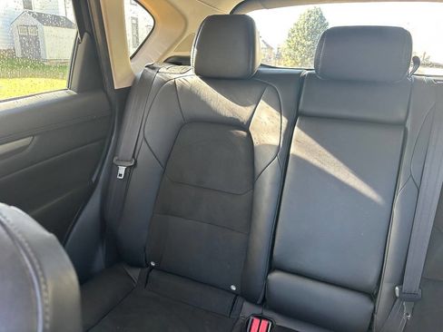 Used 2017 MAZDA CX-5 Touring w/ Preferred Equipment Package image 19