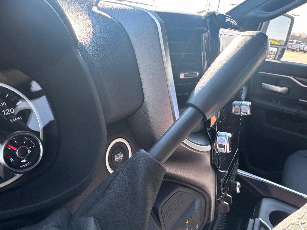 New 2027 RAM 3500 Big Horn AWD/4WD image 16