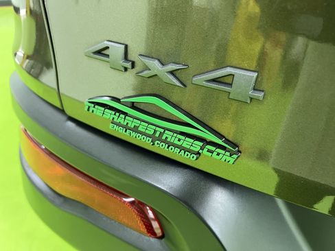 Used 2014 Jeep Cherokee Trailhawk w/ Comfort/Convenience Group AWD/4WD image 12