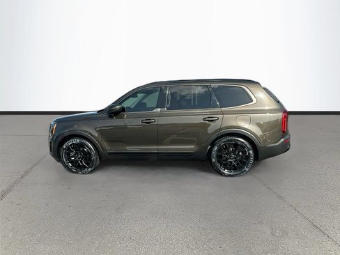 Certified 2022 Kia Telluride EX w/ EX Premium Package AWD/4WD image 4