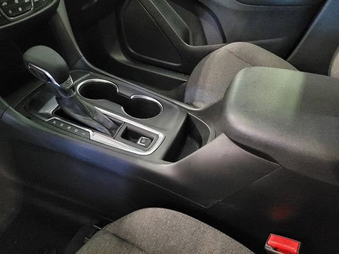 Used 2023 Chevrolet Equinox LT FWD image 26
