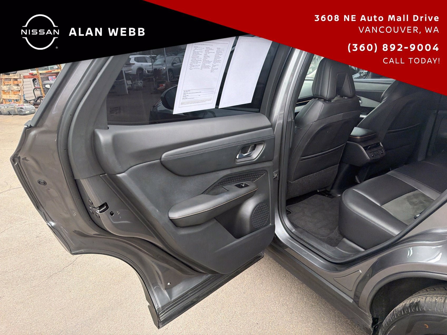 Used 2024 Nissan Ariya FWD image 26