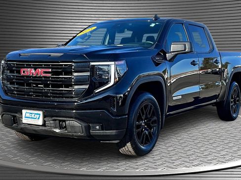 Used 2025 GMC Sierra 1500 Elevation image 3
