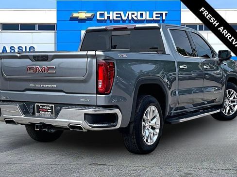 Used 2022 GMC Sierra 1500 SLT AWD/4WD image 5