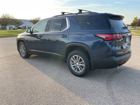Used 2023 Chevrolet Traverse LT FWD image 4