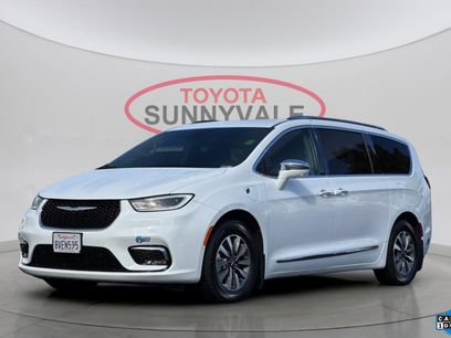 Used 2021 Chrysler Pacifica Limited w/ Premium & Safety Sphere Group