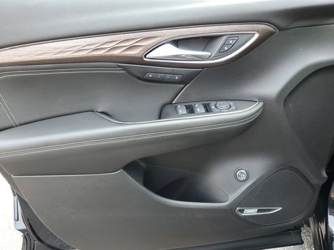 Used 2023 Buick Envision Avenir AWD/4WD image 26