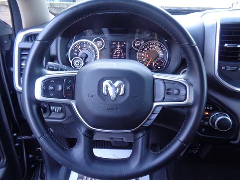 Used 2019 RAM 1500 Big Horn AWD/4WD image 15