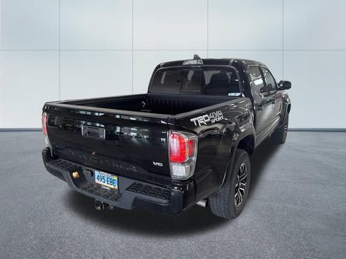 Used 2023 Toyota Tacoma TRD Sport w/ Technology Package AWD/4WD image 8
