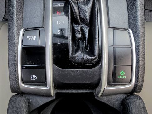 Used 2018 Honda Civic LX image 27