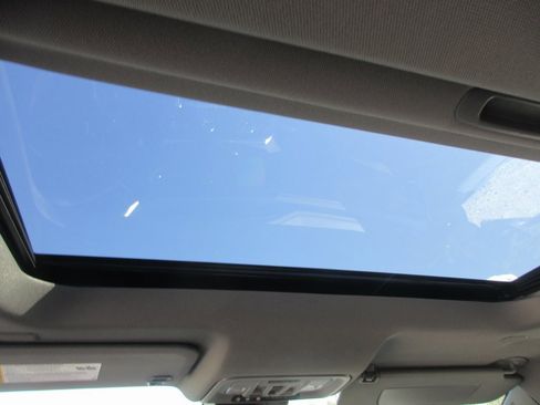 New 2026 GMC Sierra 3500 Denali w/ Denali Reserve Package image 16