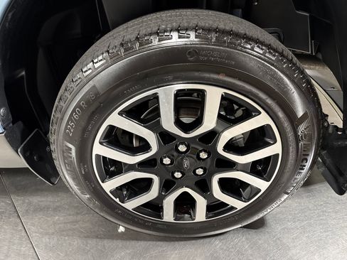 Used 2024 Ford Maverick Lariat FWD image 12