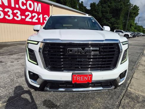 Used 2025 GMC Yukon Elevation w/ LPO, Elevation Black Package AWD/4WD image 6