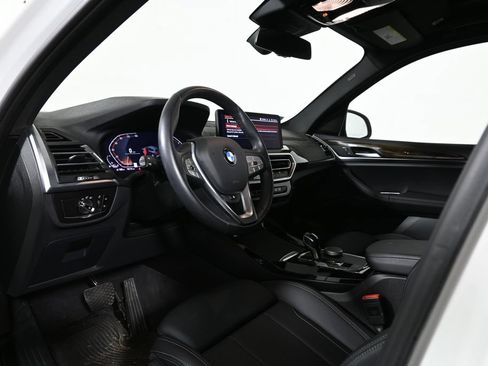 Used 2023 BMW X3 xDrive30i w/ Premium Package w/ZPA AWD/4WD image 4