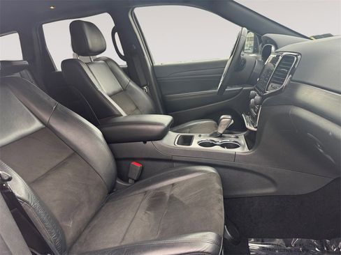 Used 2020 Jeep Grand Cherokee Altitude image 15