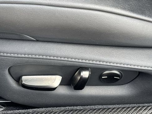 Used 2018 Lexus LC 500 Coupe w/ Performance Package image 23