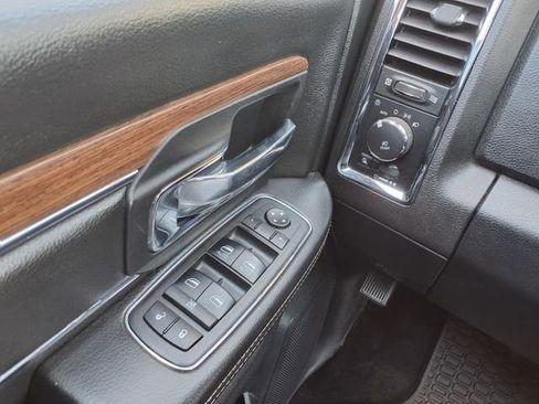 Used 2018 RAM 1500 Laramie w/ Convenience Group image 15