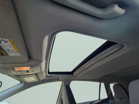 Used 2016 Toyota RAV4 XLE w/ Convenience Package image 19