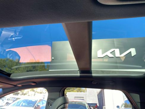 New 2025 Kia Sportage X-Line w/ Premium Package image 7