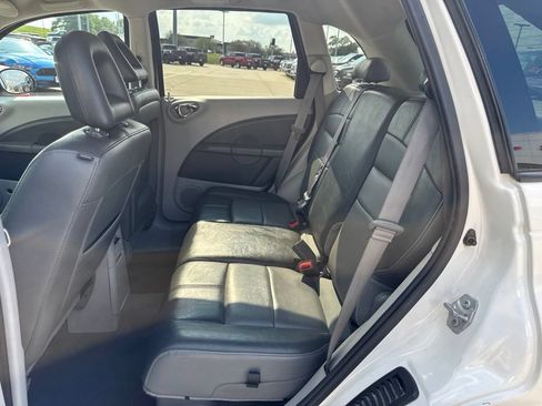 Used 2008 Chrysler PT Cruiser Limited FWD image 20