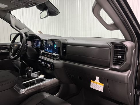 New 2025 Chevrolet Silverado 1500 LTZ w/ LTZ Premium Texas Edition image 28