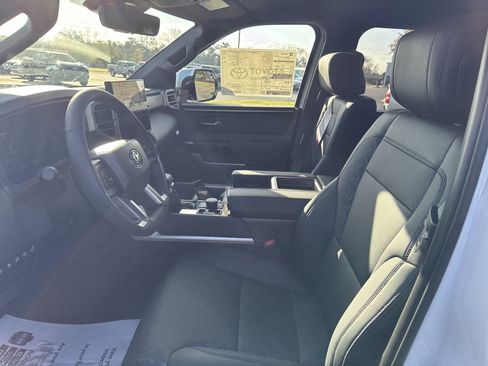 New 2025 Toyota Tundra Limited AWD/4WD image 13