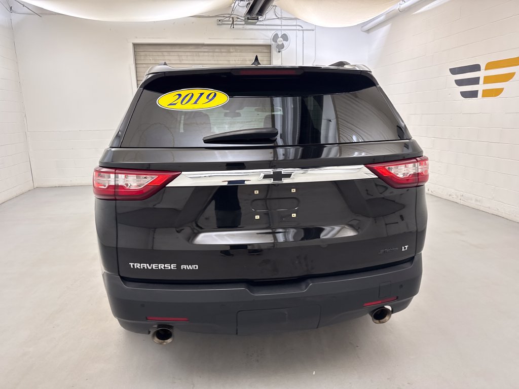 Used 2019 Chevrolet Traverse LT w/ LPO, Floor Liner Package AWD/4WD image 4