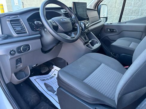 Used 2023 Ford Transit 350 XLT image 15