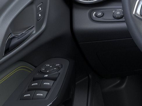 New 2025 Chevrolet Trax ACTIV w/ Driver Confidence Package image 56