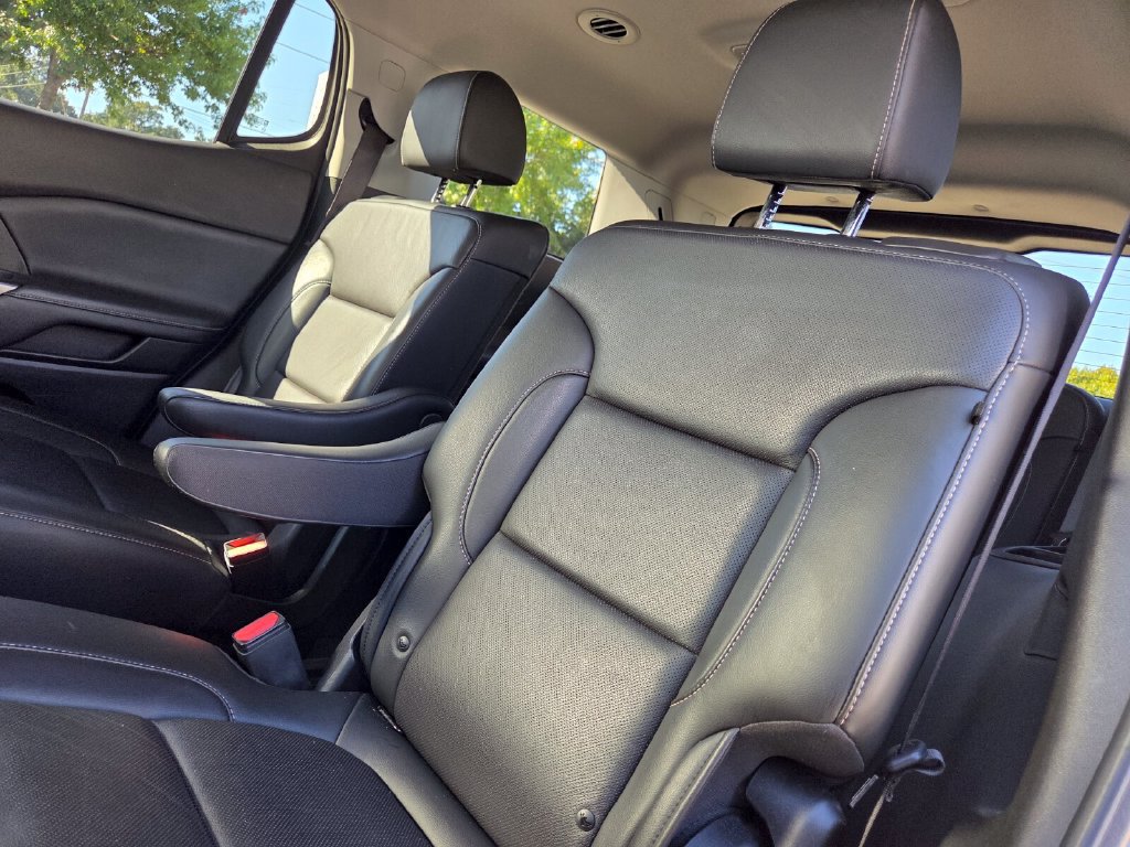 Used 2021 GMC Acadia SLT w/ Elevation Edition FWD image 23