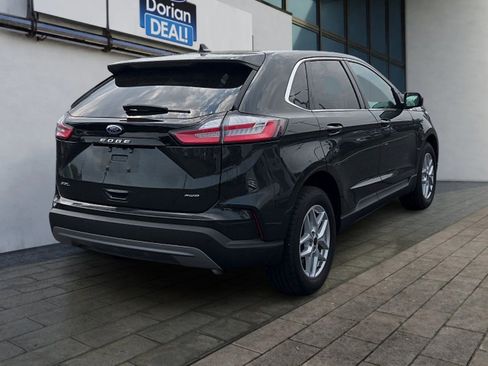 Certified 2023 Ford Edge SEL w/ Convenience Package AWD/4WD image 3