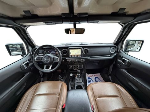 Used 2023 Jeep Wrangler Unlimited Sahara w/ Cold Weather Group image 21